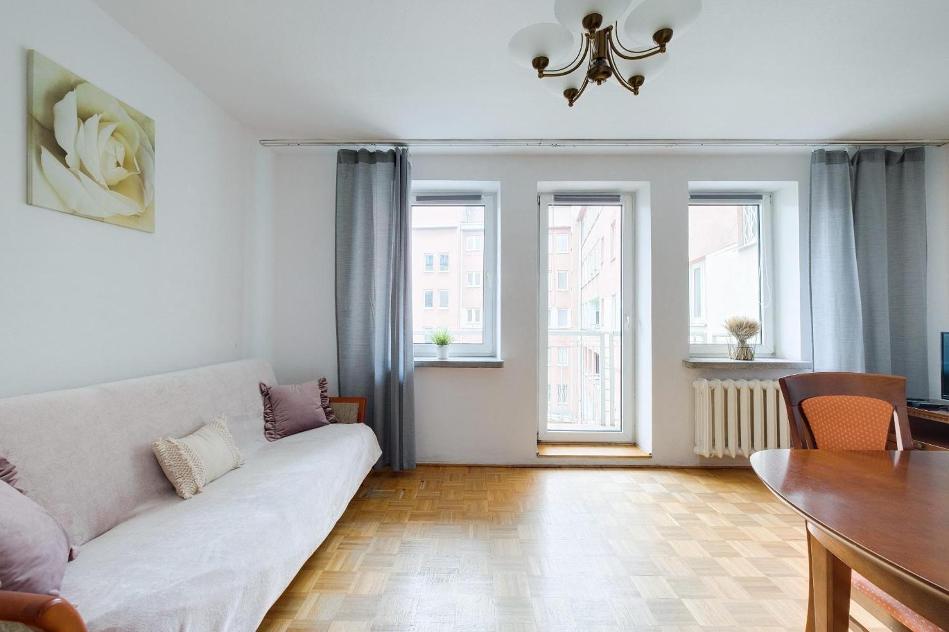 Spacious Apartment In Green Location Warsaw Exterior photo