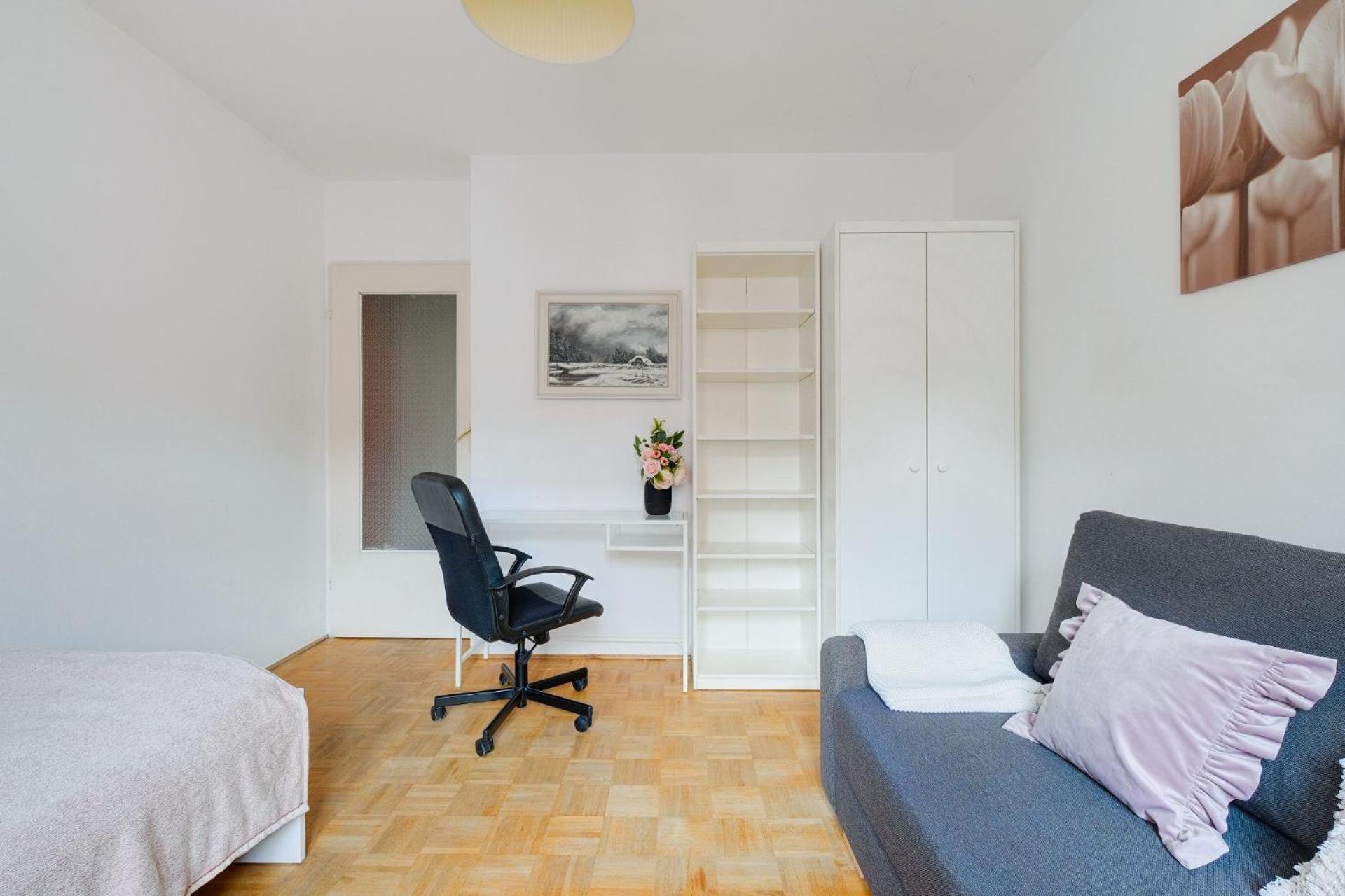 Spacious Apartment In Green Location Warsaw Exterior photo